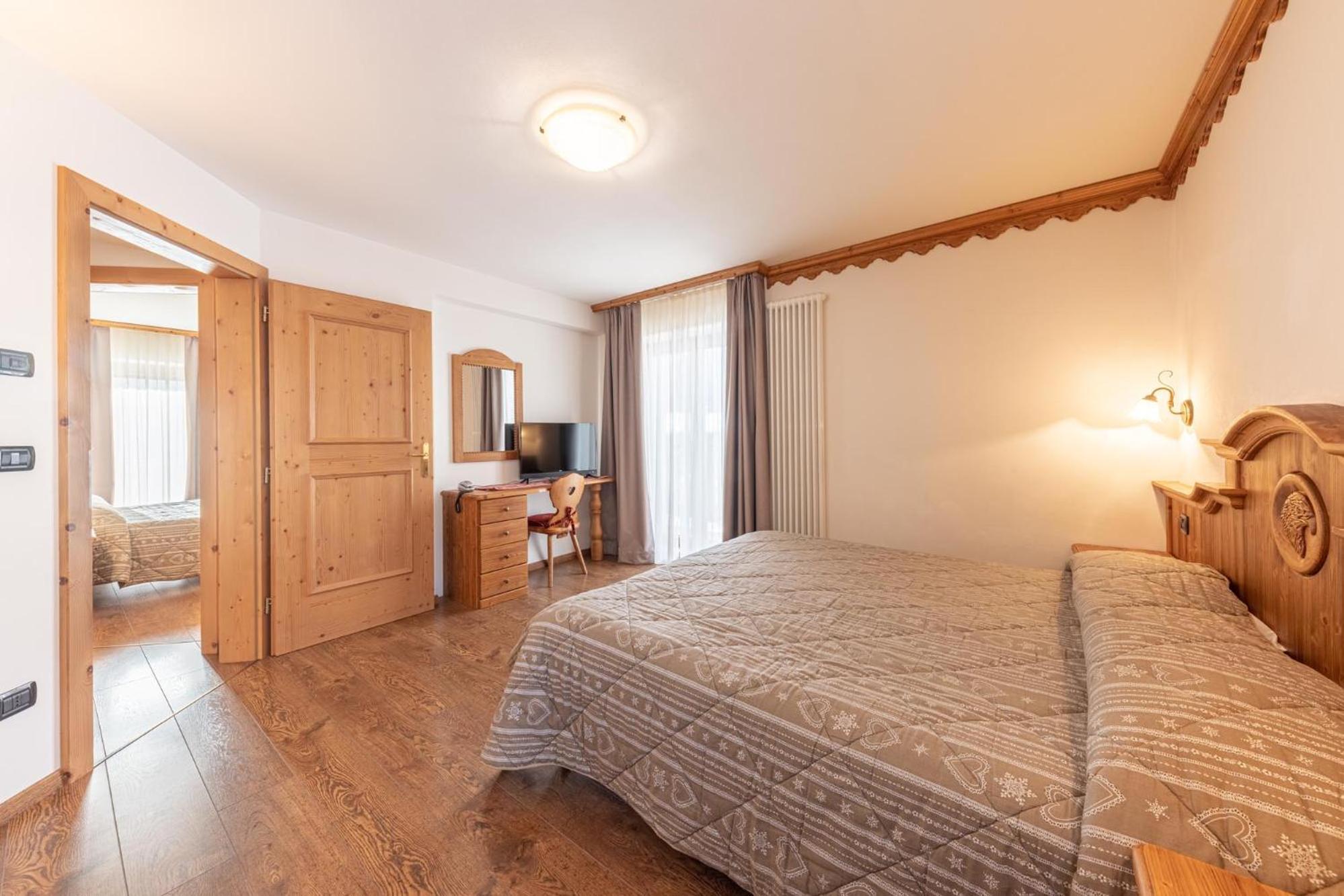 Residence Adler San Martino Di Castrozza Exterior photo